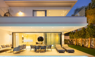 Vente d'une villa de luxe moderne, prête à être emménagée, sur le Golden Mile, Marbella 51807 