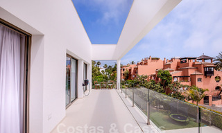 Villa moderne de luxe à vendre, prête à emménager, à quelques pas de la plage prés un quartier privilégié de Guadalmina Baja, Marbella - Estepona 53851 