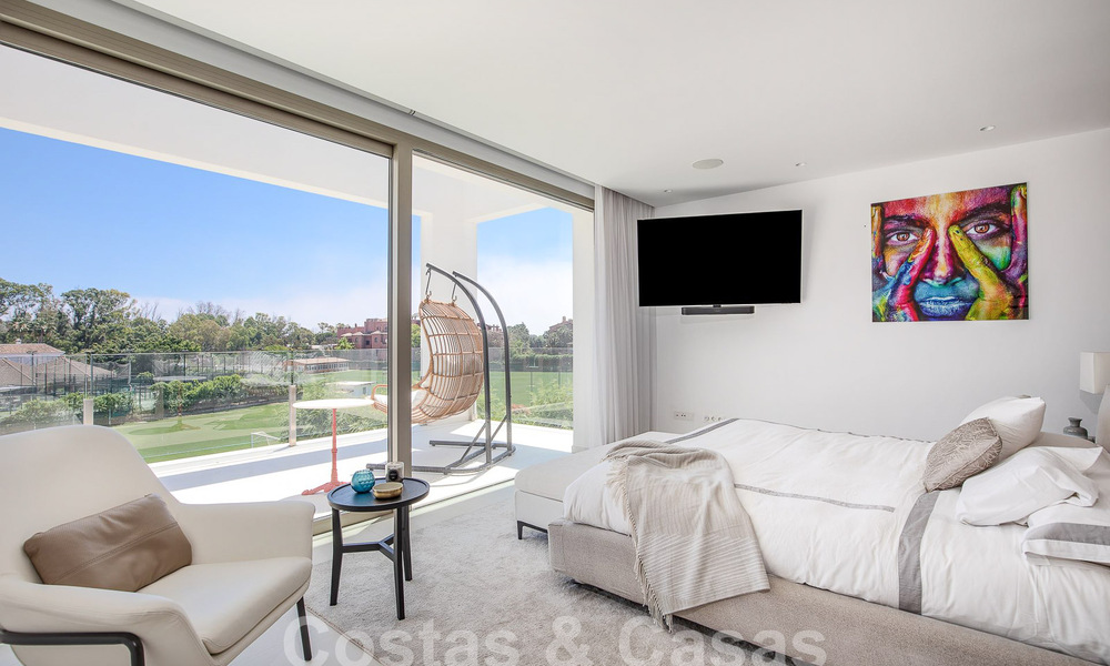 Villa moderne de luxe à vendre, prête à emménager, à quelques pas de la plage prés un quartier privilégié de Guadalmina Baja, Marbella - Estepona 53862