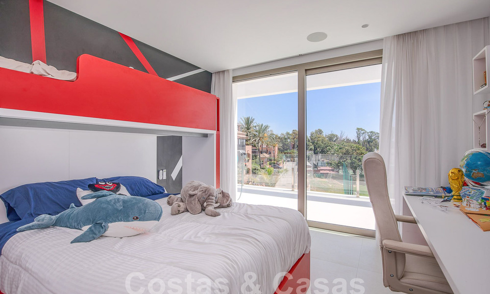 Villa moderne de luxe à vendre, prête à emménager, à quelques pas de la plage prés un quartier privilégié de Guadalmina Baja, Marbella - Estepona 53866