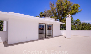 Villa moderne de luxe à vendre, prête à emménager, à quelques pas de la plage prés un quartier privilégié de Guadalmina Baja, Marbella - Estepona 53871 