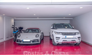 Villa moderne de luxe à vendre, prête à emménager, à quelques pas de la plage prés un quartier privilégié de Guadalmina Baja, Marbella - Estepona 53874 