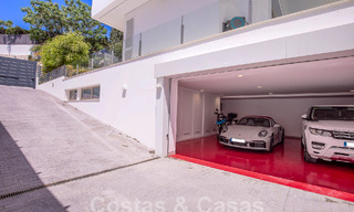 Villa moderne de luxe à vendre, prête à emménager, à quelques pas de la plage prés un quartier privilégié de Guadalmina Baja, Marbella - Estepona 53875 