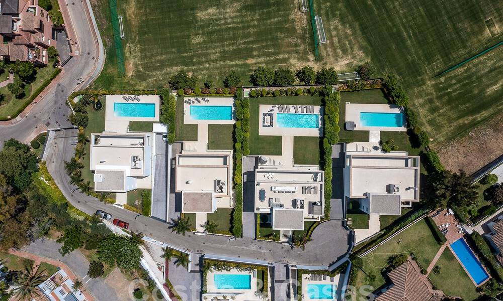 Villa moderne de luxe à vendre, prête à emménager, à quelques pas de la plage prés un quartier privilégié de Guadalmina Baja, Marbella - Estepona 53879