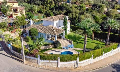 Charmante villa à vendre près de la plage d'Elviria à l'est du centre de Marbella 53900
