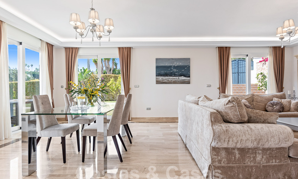Charmante villa à vendre près de la plage d'Elviria à l'est du centre de Marbella 53909