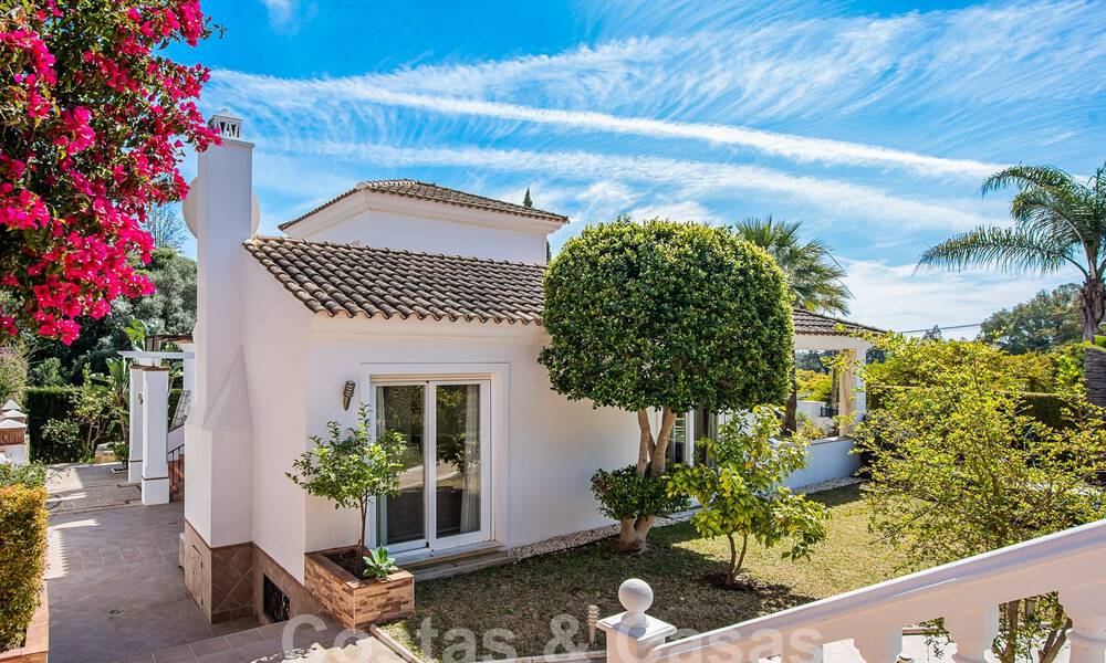 Charmante villa à vendre près de la plage d'Elviria à l'est du centre de Marbella 53935