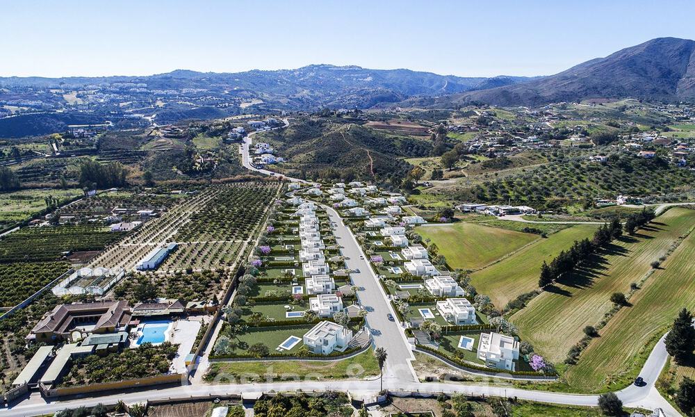 Nouvelles villas contemporaines de luxe à vendre dans un complexe de golf 5 étoiles à Mijas, Costa del Sol 53390