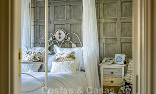 Elégante villa andalouse de luxe à vendre à deux pas de la plage dans l'urbanisation convoitée de Bahia de Marbella 51905 