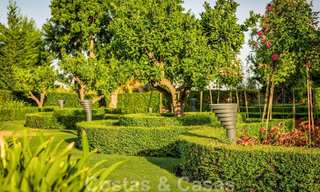 Majestueuse villa de luxe à vendre avec 7 chambres à coucher dans une urbanisation exclusive à l'est du centre de Marbella 51972 