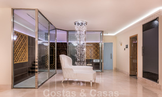 Majestueuse villa de luxe à vendre avec 7 chambres à coucher dans une urbanisation exclusive à l'est du centre de Marbella 51973 