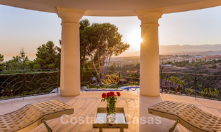 Majestueuse villa de luxe à vendre avec 7 chambres à coucher dans une urbanisation exclusive à l'est du centre de Marbella 51974 