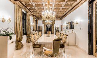 Majestueuse villa de luxe à vendre avec 7 chambres à coucher dans une urbanisation exclusive à l'est du centre de Marbella 51981 