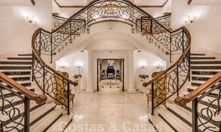 Majestueuse villa de luxe à vendre avec 7 chambres à coucher dans une urbanisation exclusive à l'est du centre de Marbella 51985 