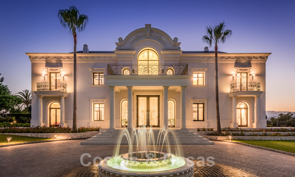 Majestueuse villa de luxe à vendre avec 7 chambres à coucher dans une urbanisation exclusive à l'est du centre de Marbella 51992