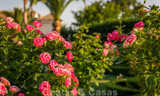 Majestueuse villa de luxe à vendre avec 7 chambres à coucher dans une urbanisation exclusive à l'est du centre de Marbella 51998 