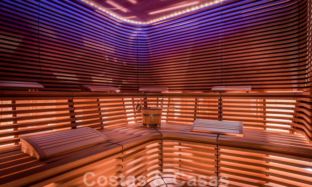 Majestueuse villa de luxe à vendre avec 7 chambres à coucher dans une urbanisation exclusive à l'est du centre de Marbella 52009