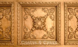 Majestueuse villa de luxe à vendre avec 7 chambres à coucher dans une urbanisation exclusive à l'est du centre de Marbella 52010 