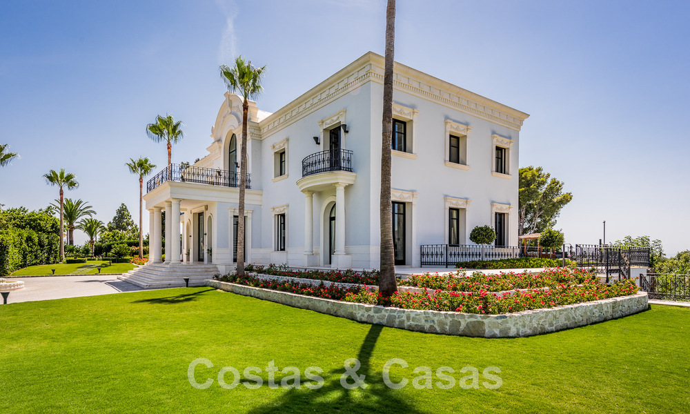 Majestueuse villa de luxe à vendre avec 7 chambres à coucher dans une urbanisation exclusive à l'est du centre de Marbella 52015