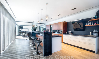 Villa moderne de luxe à vendre avec vue imprenable sur la mer dans un quartier exclusif de Benahavis - Marbella 53360 