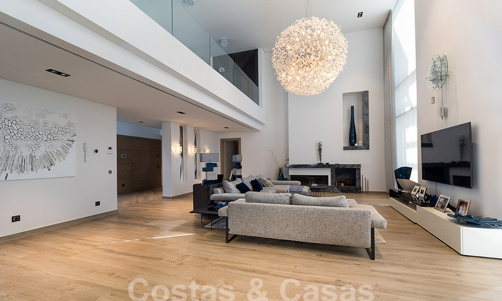 Villa moderne de luxe à vendre avec vue imprenable sur la mer dans un quartier exclusif de Benahavis - Marbella 53363