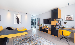 Villa moderne de luxe à vendre avec vue imprenable sur la mer dans un quartier exclusif de Benahavis - Marbella 53373 