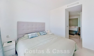 Appartement moderne avec 3 chambres dans un complexe de golf sur le nouveau Golden Mile entre Marbella et Estepona 53248 