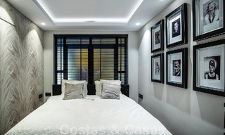 Appartement de luxe de 4 chambres à vendre dans un complexe exclusif de deuxième ligne de plage à Puerto Banus, Marbella 52124 