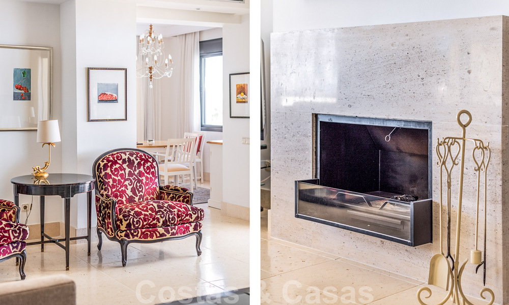 Penthouse duplex moderne à vendre avec vue panoramique sur la mer, situé dans un complexe convoité à Los Monteros, Marbella 52254