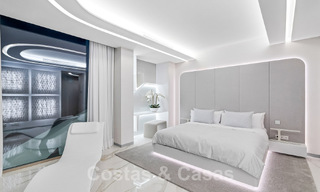 Villa de luxe neuve avec design architectural à vendre, en première ligne de plage à Los Monteros, Marbella 52297 