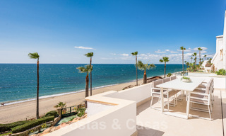 Penthouse contemporain rénové à vendre dans un complexe balnéaire avec vue sur la mer, sur le nouveau Golden Mile entre Marbella et Estepona 52877 