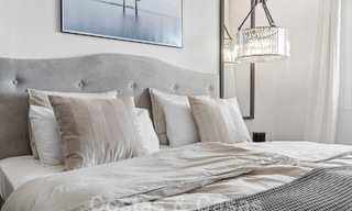 Penthouse contemporain rénové à vendre avec vue sur la montagne et la mer à Nueva Andalucia, Marbella 53580 