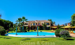 Villa en première ligne de plage à vendre, Marbella - Estepona 29609 