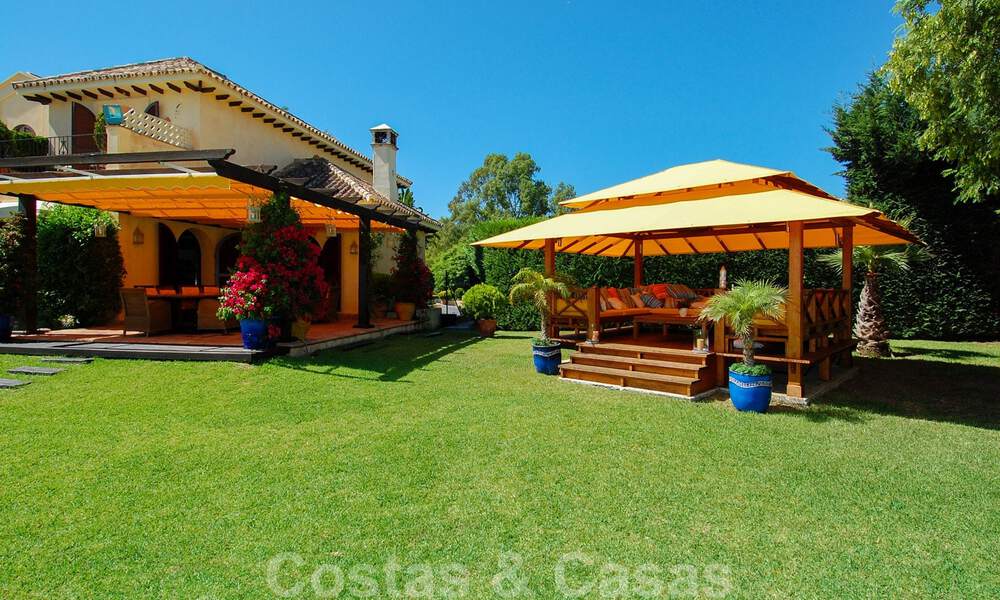 Villa en première ligne de plage à vendre, Marbella - Estepona 29612