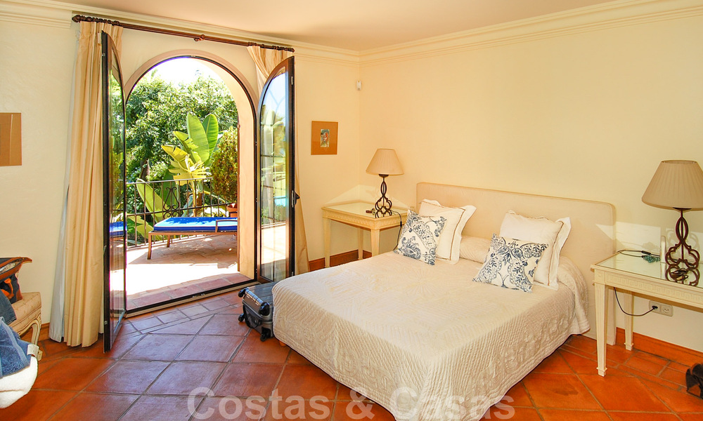 Villa en première ligne de plage à vendre, Marbella - Estepona 29617