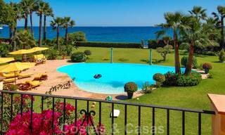 Villa en première ligne de plage à vendre, Marbella - Estepona 29638 