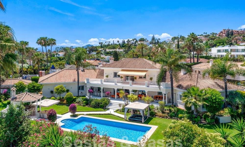 Villa méditerranéenne de luxe à vendre avec 6 chambres dans un environnement privilégié de golf dans la vallée de Nueva Andalucia, Marbella 53163