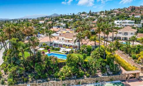 Villa méditerranéenne de luxe à vendre avec 6 chambres dans un environnement privilégié de golf dans la vallée de Nueva Andalucia, Marbella 53165