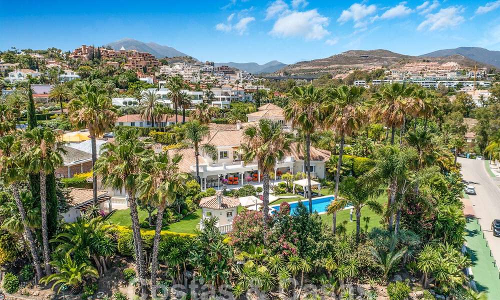 Villa méditerranéenne de luxe à vendre avec 6 chambres dans un environnement privilégié de golf dans la vallée de Nueva Andalucia, Marbella 53166