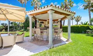 Villa méditerranéenne de luxe à vendre avec 6 chambres dans un environnement privilégié de golf dans la vallée de Nueva Andalucia, Marbella 53181 