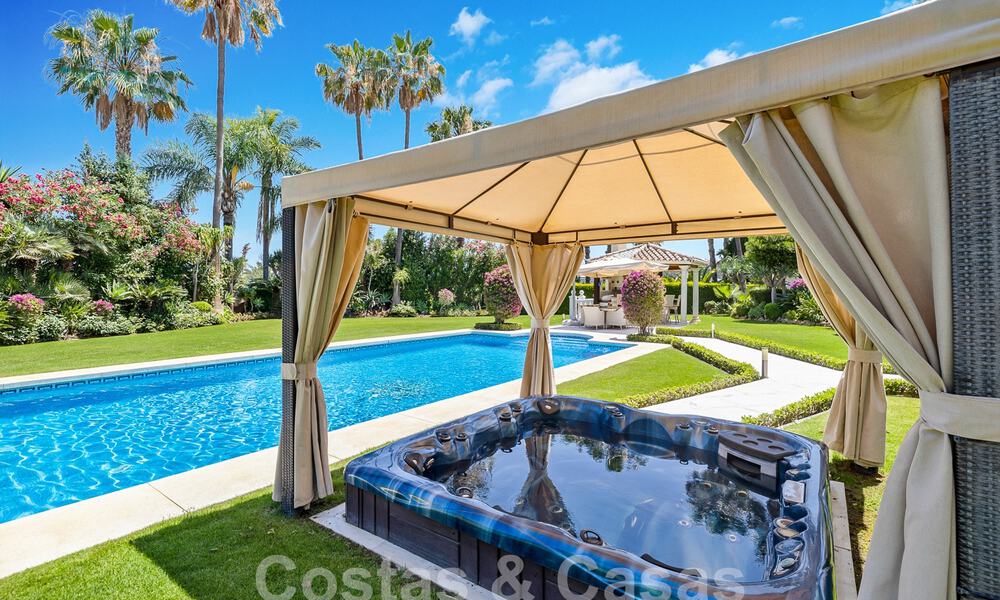 Villa méditerranéenne de luxe à vendre avec 6 chambres dans un environnement privilégié de golf dans la vallée de Nueva Andalucia, Marbella 53183