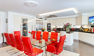 Villa méditerranéenne de luxe à vendre avec 6 chambres dans un environnement privilégié de golf dans la vallée de Nueva Andalucia, Marbella 53214 