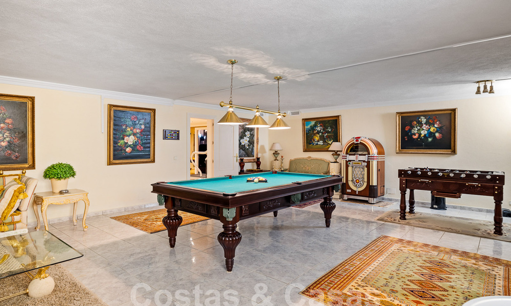 Villa méditerranéenne de luxe à vendre avec 6 chambres dans un environnement privilégié de golf dans la vallée de Nueva Andalucia, Marbella 53227