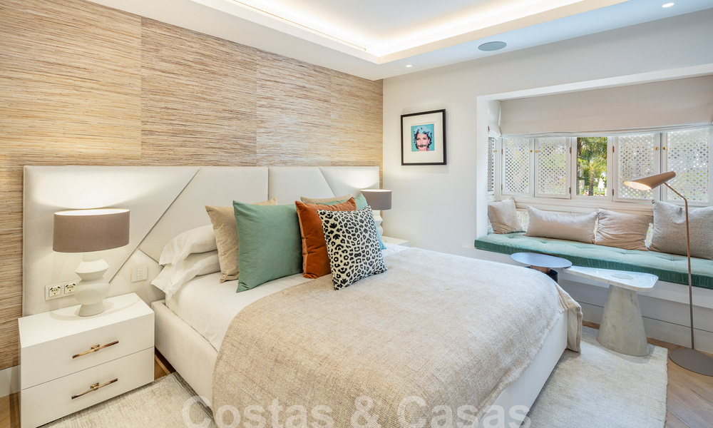 Penthouse supérieur de front de mer à vendre avec vue frontale sur la mer à Puente Romano sur le Golden Mile de Marbella 52901