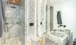 Penthouse supérieur de front de mer à vendre avec vue frontale sur la mer à Puente Romano sur le Golden Mile de Marbella 52903 