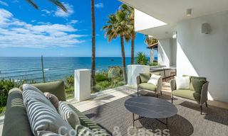 Penthouse supérieur de front de mer à vendre avec vue frontale sur la mer à Puente Romano sur le Golden Mile de Marbella 52913 