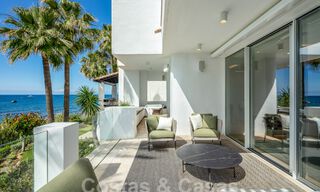 Penthouse supérieur de front de mer à vendre avec vue frontale sur la mer à Puente Romano sur le Golden Mile de Marbella 52914 