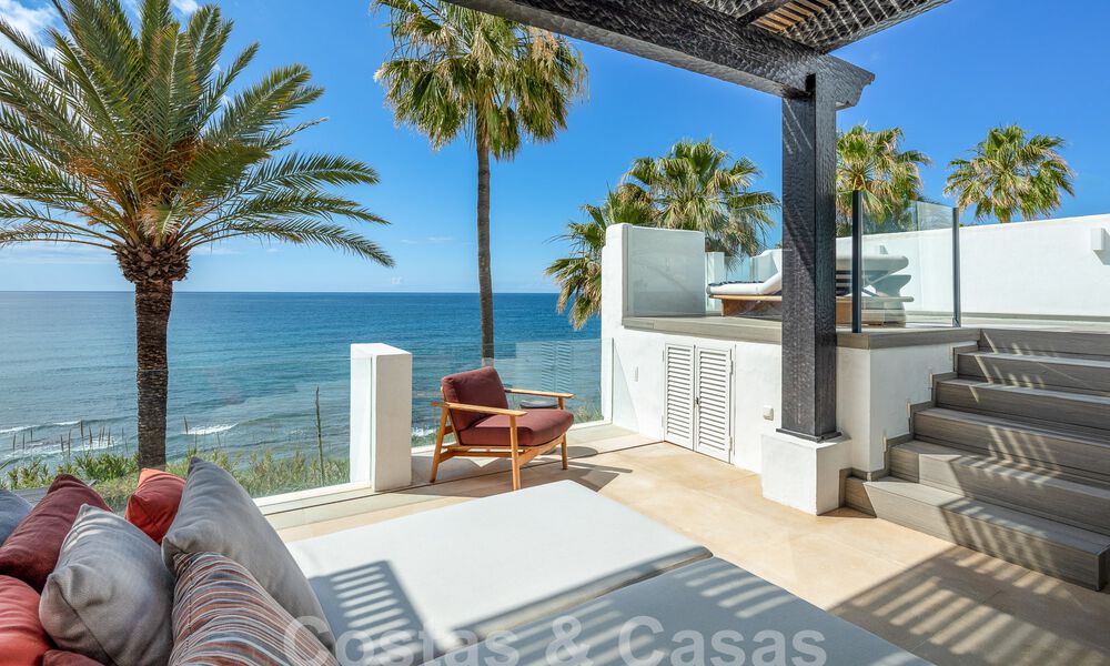 Penthouse supérieur de front de mer à vendre avec vue frontale sur la mer à Puente Romano sur le Golden Mile de Marbella 52917