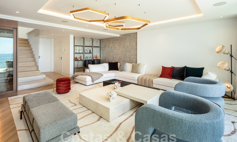 Penthouse supérieur de front de mer à vendre avec vue frontale sur la mer à Puente Romano sur le Golden Mile de Marbella 52928