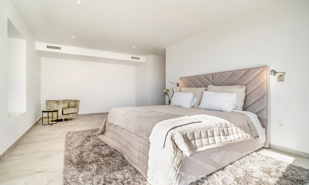 Villa méditerranéenne de luxe à vendre avec une touche de modernisme à Benahavis - Marbella 53087